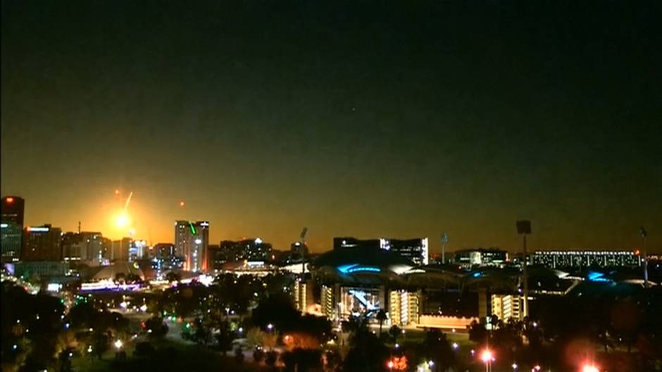 Video: Meteorit beleuchtet Adelaide
