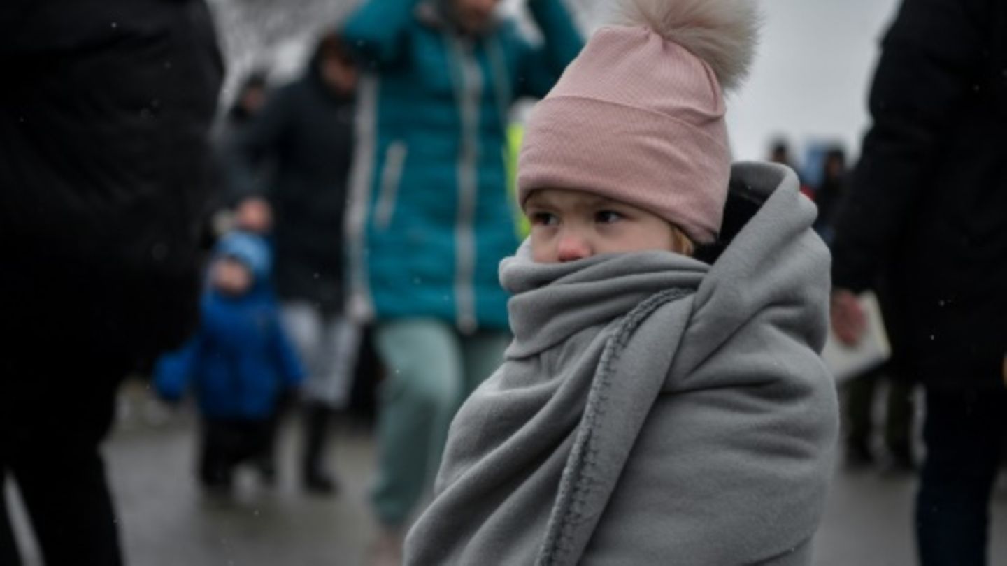 Ukrainisches Flüchtlingsmädchen in Polen