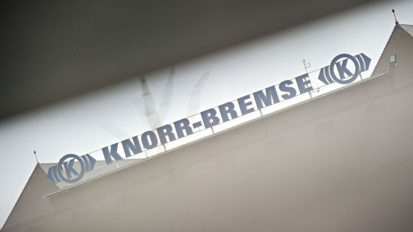 Der Schriftzug "Knorr-Bremse" ist zu sehen. Foto: picture alliance / dpa/Symbolbild