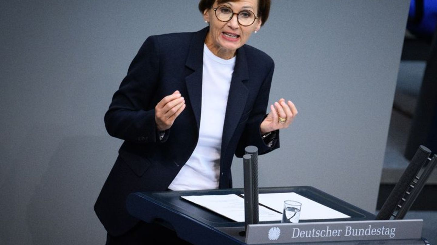 Hochschulen seien zwar Orte maximaler Freiheit, aber keine rechtsfreien Räume, so Bildungsministerin Bettina Stark-Watzinger (FD